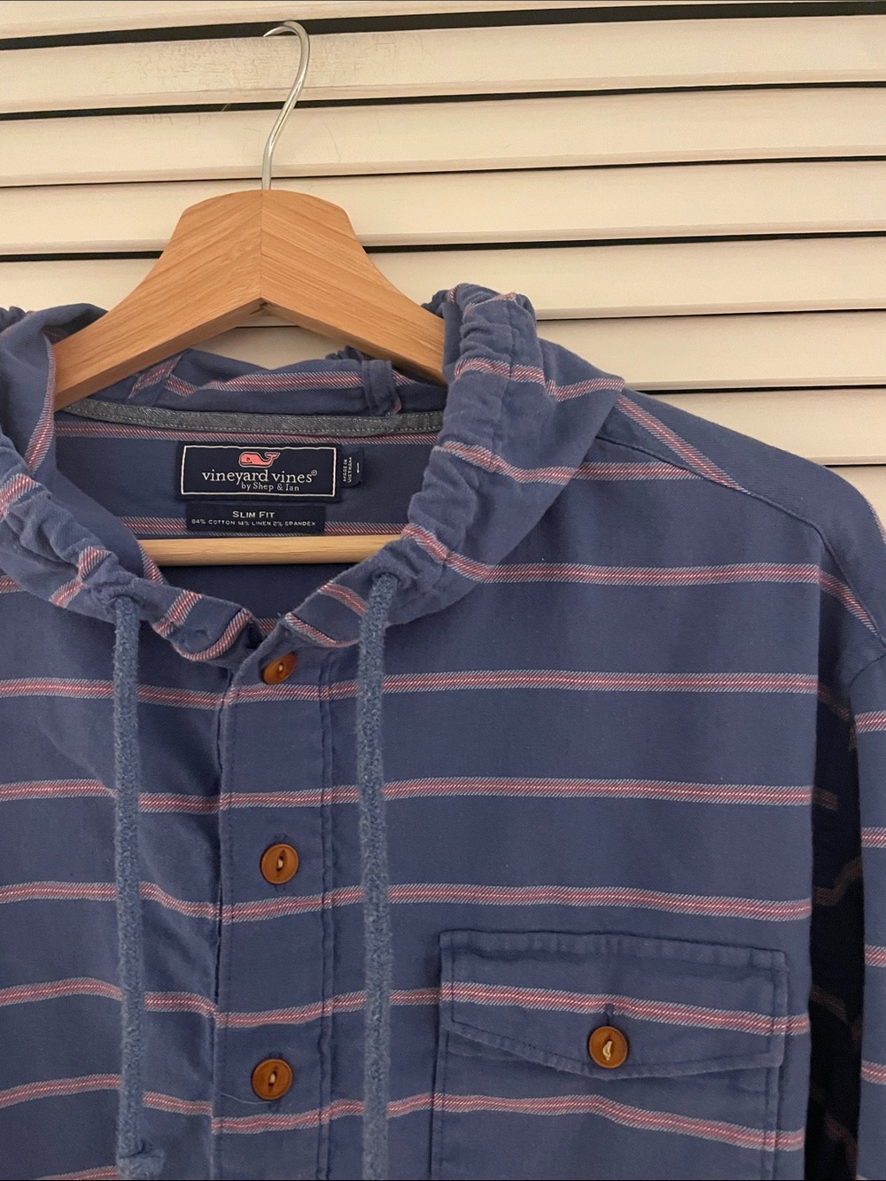 Vineyard Vines Blue Hooded Button-Front Shirt with Pink Stripes